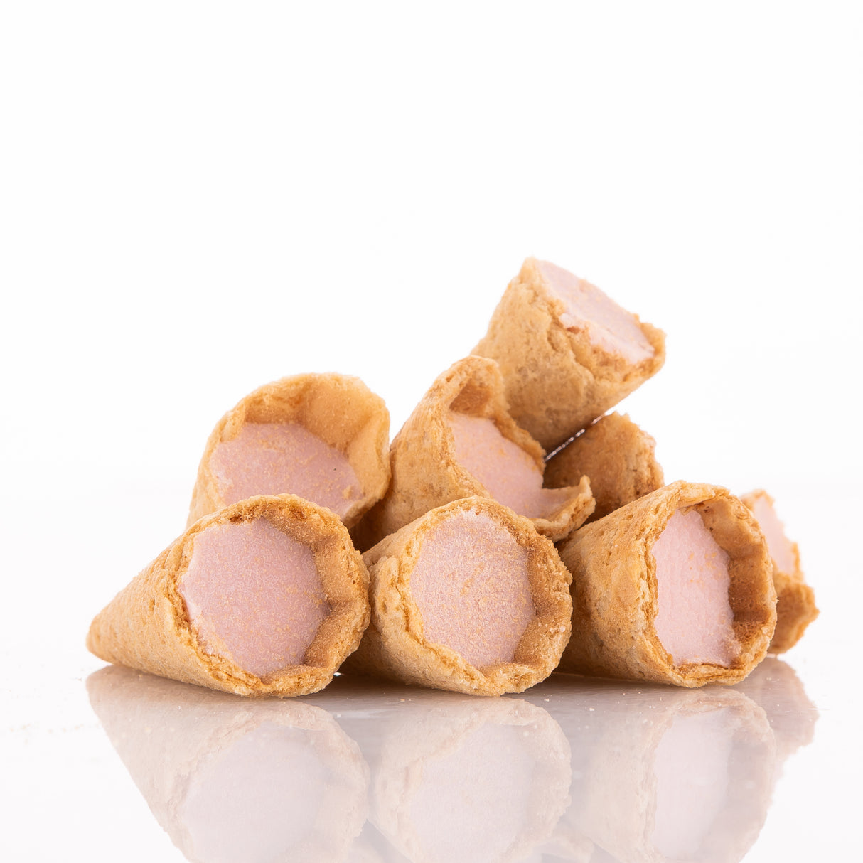 Milky Chocolate Strawberry Mini Cones - 12 Packs in 1 Colli