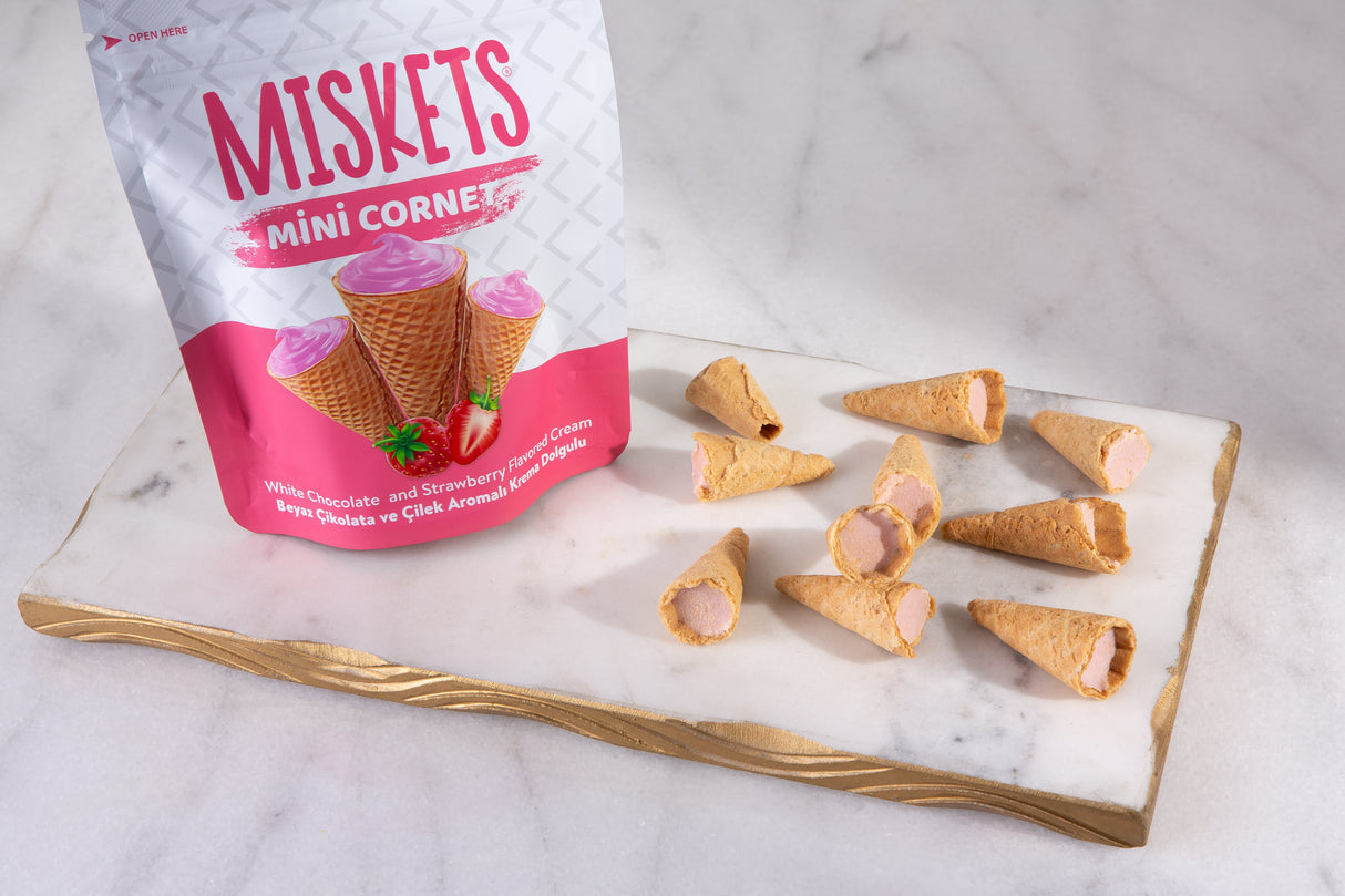 Milky Chocolate Strawberry Mini Cones - 12 Packs in 1 Colli