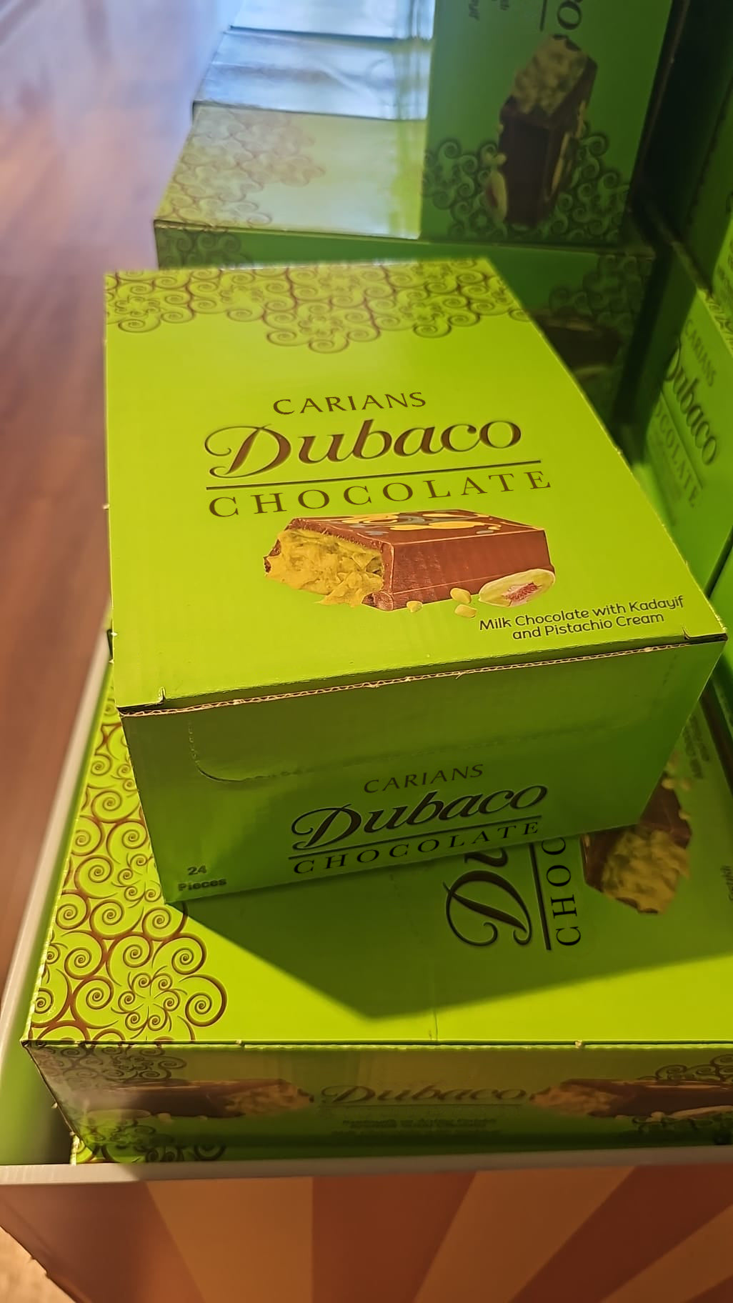 Carian Dubai Chocolate Bar Pistachio Viral Knafeh Dubai - 24 Piece