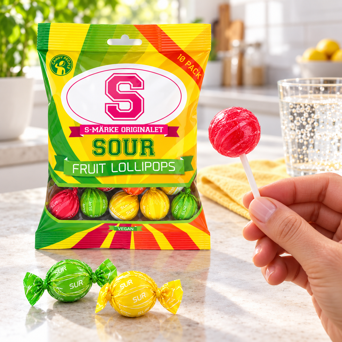 Candy People S-Märke Sour Fruit Lollipops – Vegan Swedish Candy, (10 Pieces)