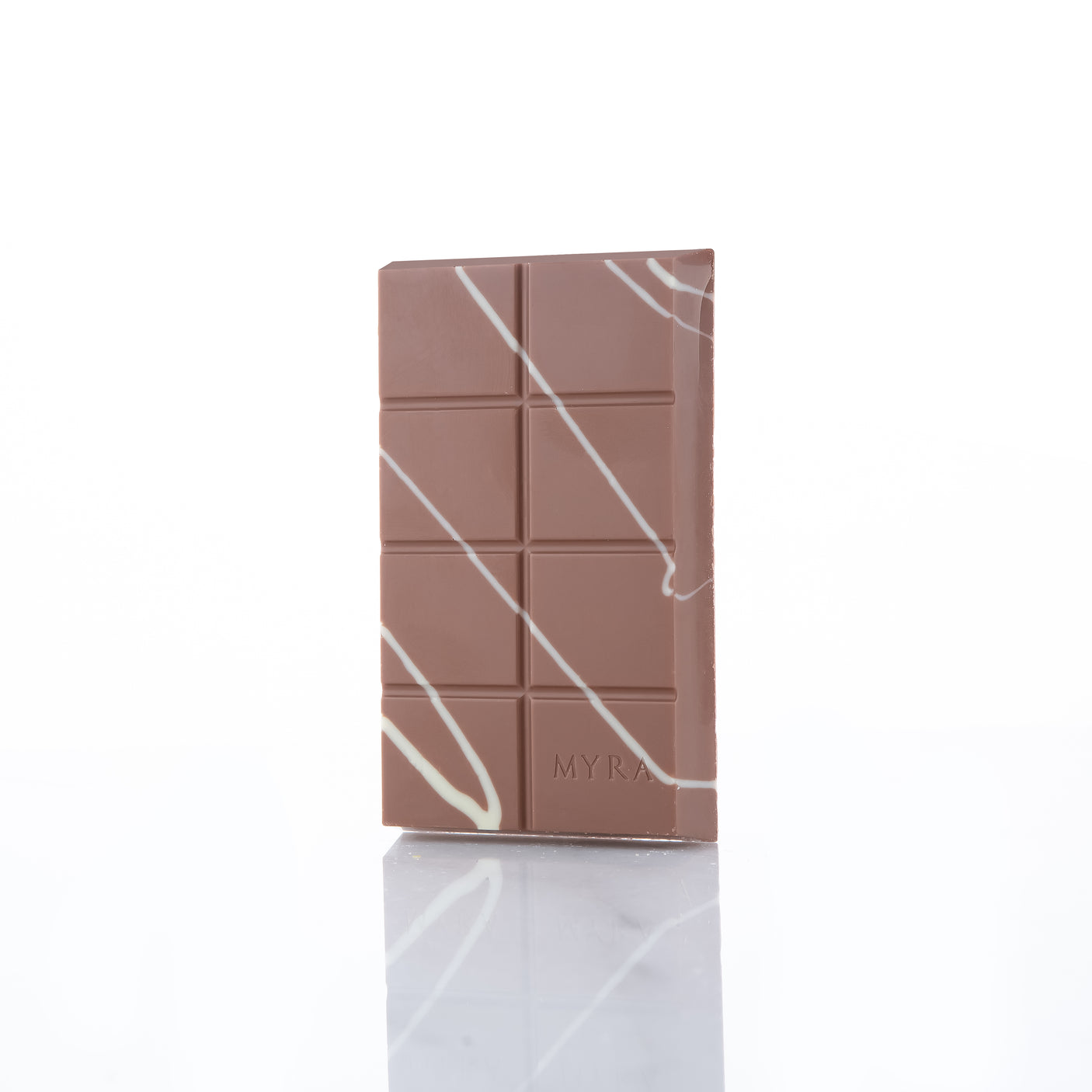VIRAL ANGEL HAIR CHOCOLATE BAR (WHITE COTTON CANDY)